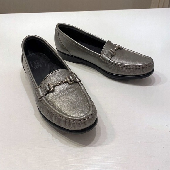 SAS Women's Metro Metallic Silver Leather Horse-Bit‎ Loafers Shoes US Size 7.5 - Picture 3 of 13